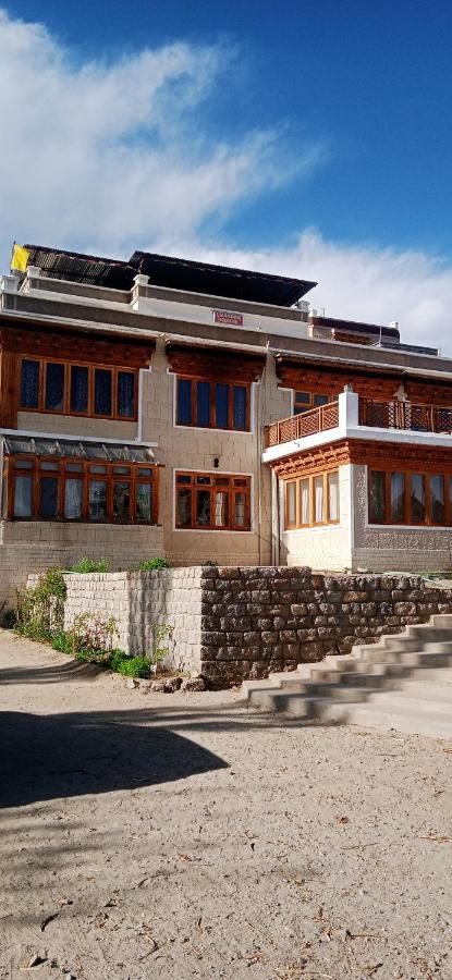 Lhardak Home Stay Лех Экстерьер фото